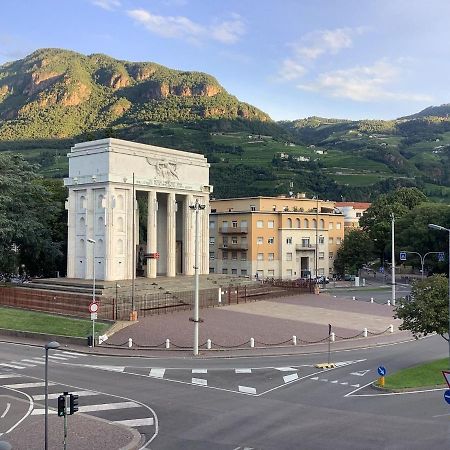 Casa Vittoria - Siegeshaus Daire Bolzano Dış mekan fotoğraf
